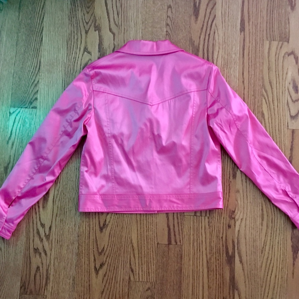 ❣️SOLD❣️Pink Satin Jacket - Picture 6 of 7